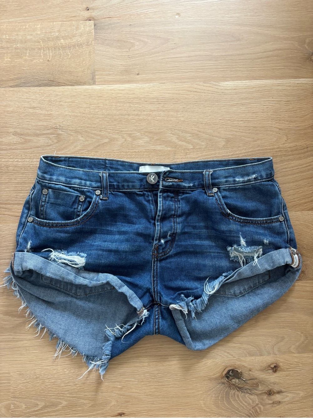 One Teaspoon Bandit denim shorts size 30